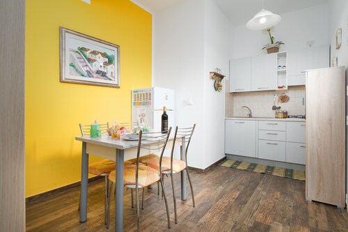 Holiday Home 'Holiday Vista Montagna' with Mountain View, Wi-Fi and Air Conditioning