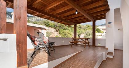 Holiday Home 'Holiday Vista Montagna' with Mountain View, Wi-Fi and Air Conditioning