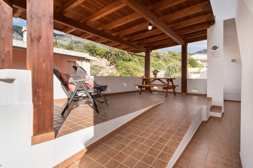 Holiday Home 'Holiday Vista Montagna' with Mountain View, Wi-Fi and Air Conditioning