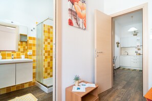 Doccia, asciugacapelli, asciugamani