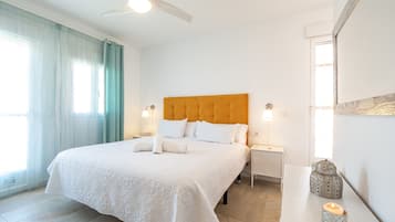 4 slaapkamers, een strijkplank/strijkijzer, gratis wifi, beddengoed