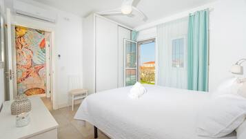 4 slaapkamers, een strijkplank/strijkijzer, gratis wifi, beddengoed