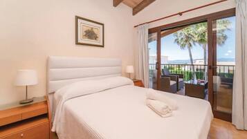 4 Schlafzimmer, Bügeleisen/Bügelbrett, kostenloses WLAN, Bettwäsche