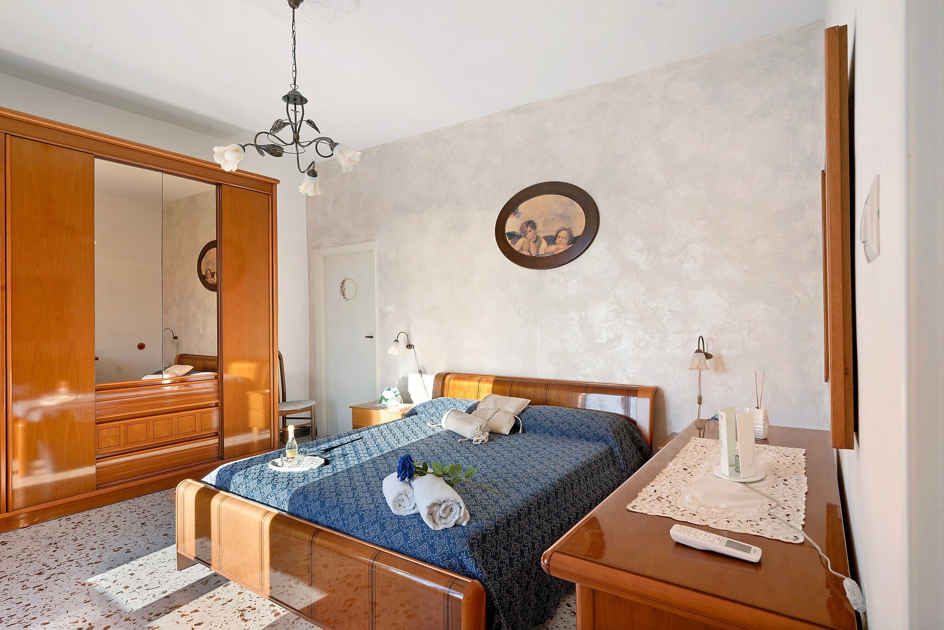 3 sovrum, strykjärn/strykbräda, gratis wi-fi och sängkläder