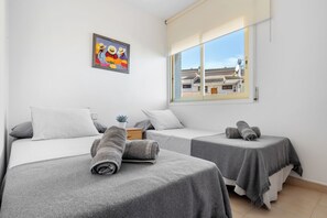 2 habitaciones, wifi gratis y ropa de cama