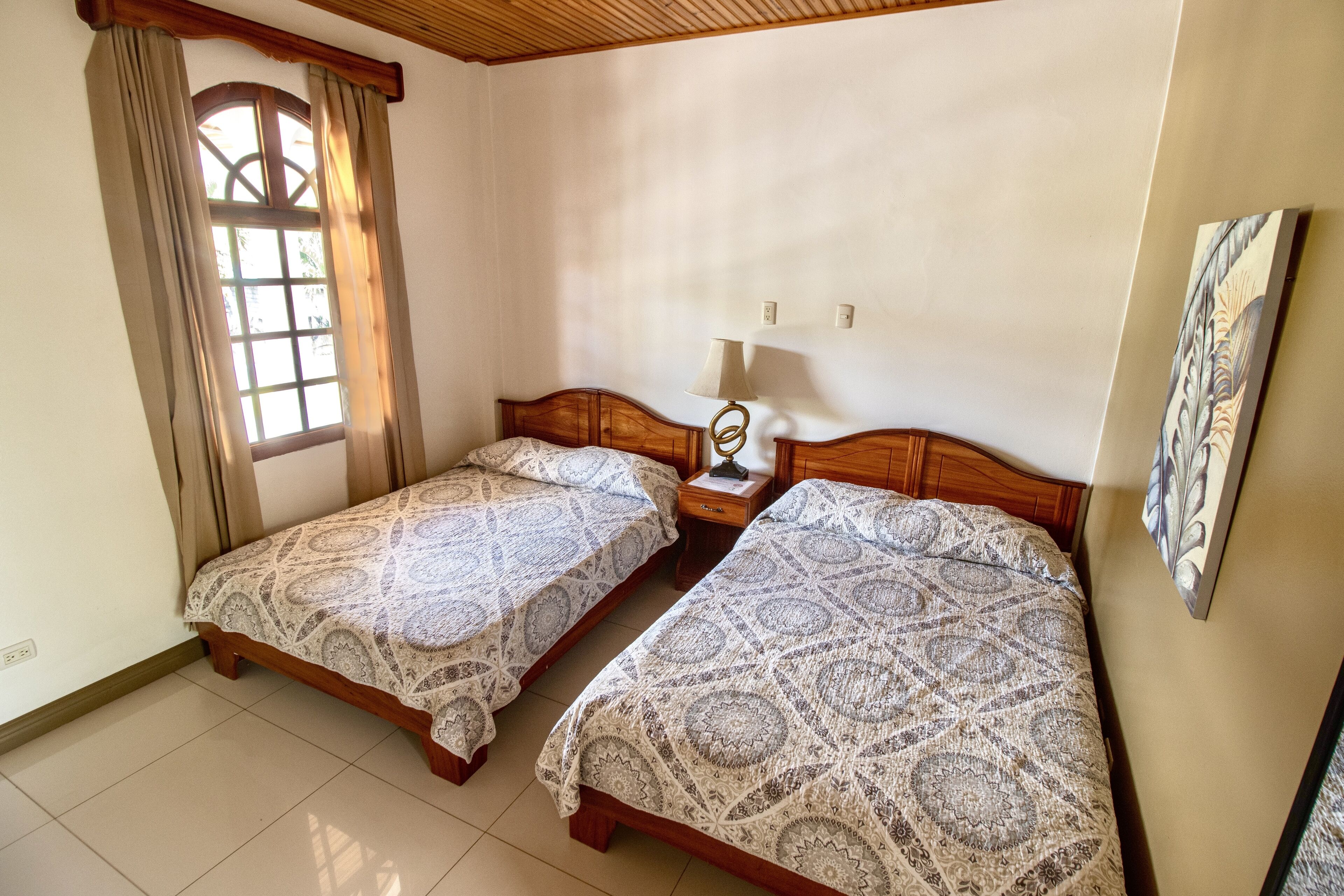 Habitación familiar | 1 habitación, ropa de cama de alta calidad y edredón 