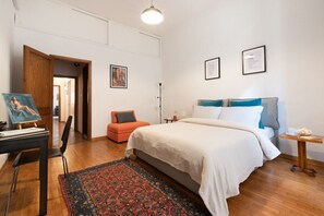 3 makuuhuonetta, silitysrauta/-lauta, Wi-Fi, vuodevaatteet