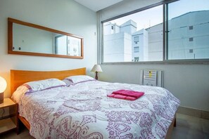2 Schlafzimmer, Bügeleisen/Bügelbrett, Internetzugang, Bettwäsche