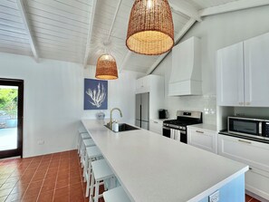 Microwave, oven, stovetop, dishwasher - 3 Bedroom house in Estate Shoys near golf, beach, tennis and Buccaneer resort (Christiansted)