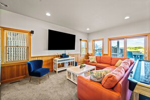 Älytelevisio, videopelejä, kirjoja, stereot