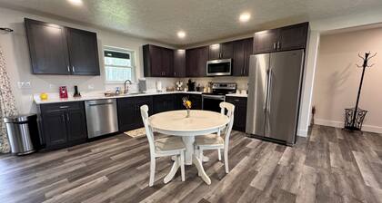 Close to Cornell University, IC, wine trails, airport, waterfalls & more!