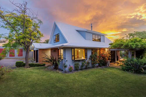 Comfort, Style, Relaxation. Your Home Away from Home Awaits!