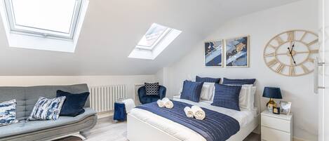 1 bedroom, iron/ironing board, free WiFi, bed sheets