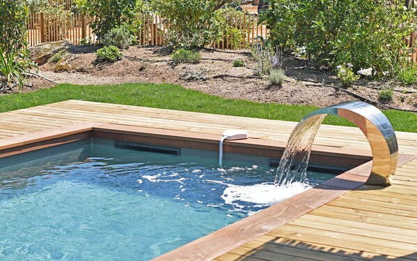 Opvarmet pool