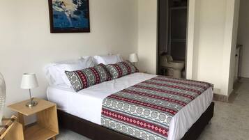 1 makuuhuone, silitysrauta/-lauta, Wi-Fi, vuodevaatteet