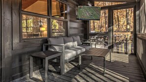 Interior - Treetop Getaway - Pet Friendly | Hot Tub | Screened Porch (Blue Ridge)