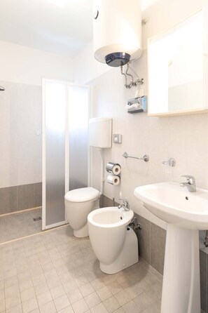 Apartment, 2 Bedrooms, Balcony, City View | Bathroom - Holiday by the Beach in Lignano - Beahost (Lignano Sabbiadoro)