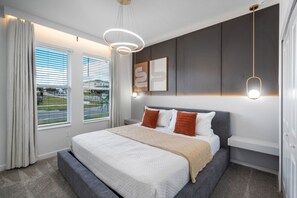 6 habitaciones, tabla de planchar con plancha, wifi y ropa de cama 