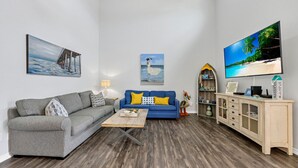 Smart TV - Free Sail in Port Aransas! (Port Aransas)