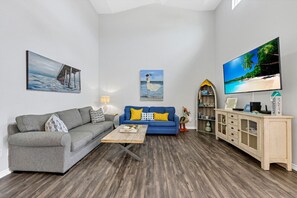 Smart TV - Free Sail in Port Aransas! (Port Aransas)