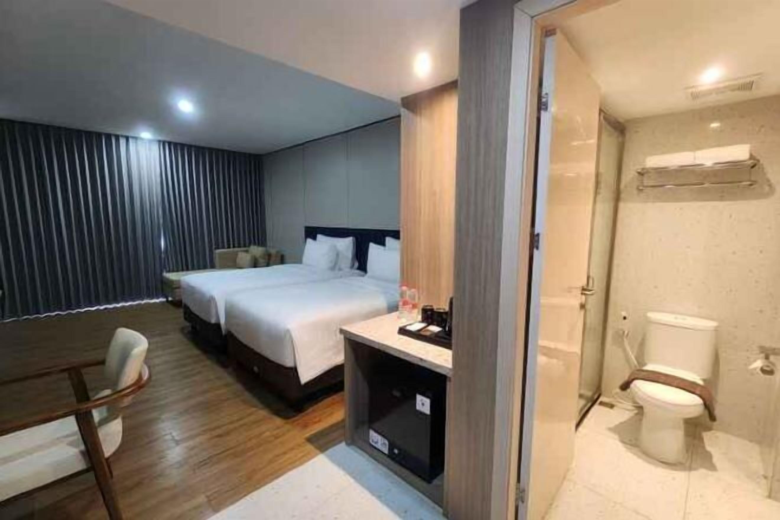 Ruang kerja komputer riba, Wi-fi percuma, cadar katil 