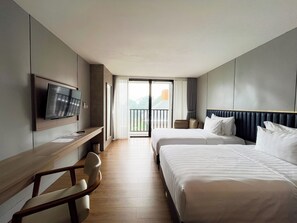 Executive-Zweibettzimmer, 2 Einzelbetten | Laptopgeeigneter Arbeitsplatz, kostenloses WLAN, Bettwäsche