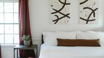 3 bedrooms, desk, travel cot, free WiFi