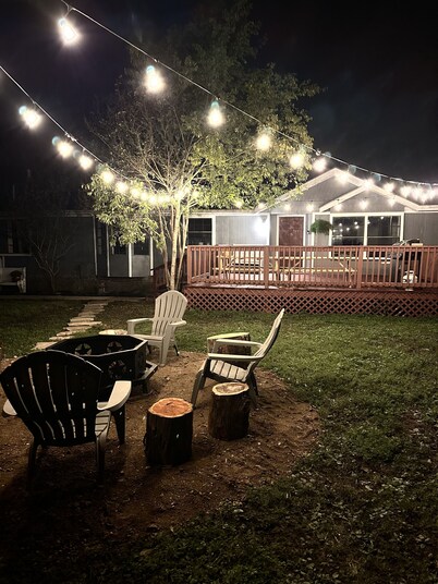 Spacious Rural Stay Near Texas A&M - Great for Families, Game Days & Gatherings