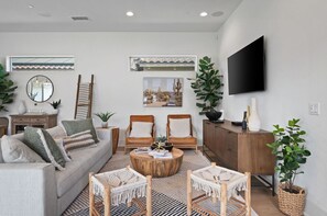 Smart-TV, Videospiele, Arbeitsbereiche