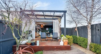 Haven on Timsbury | Urban Escape near Mona