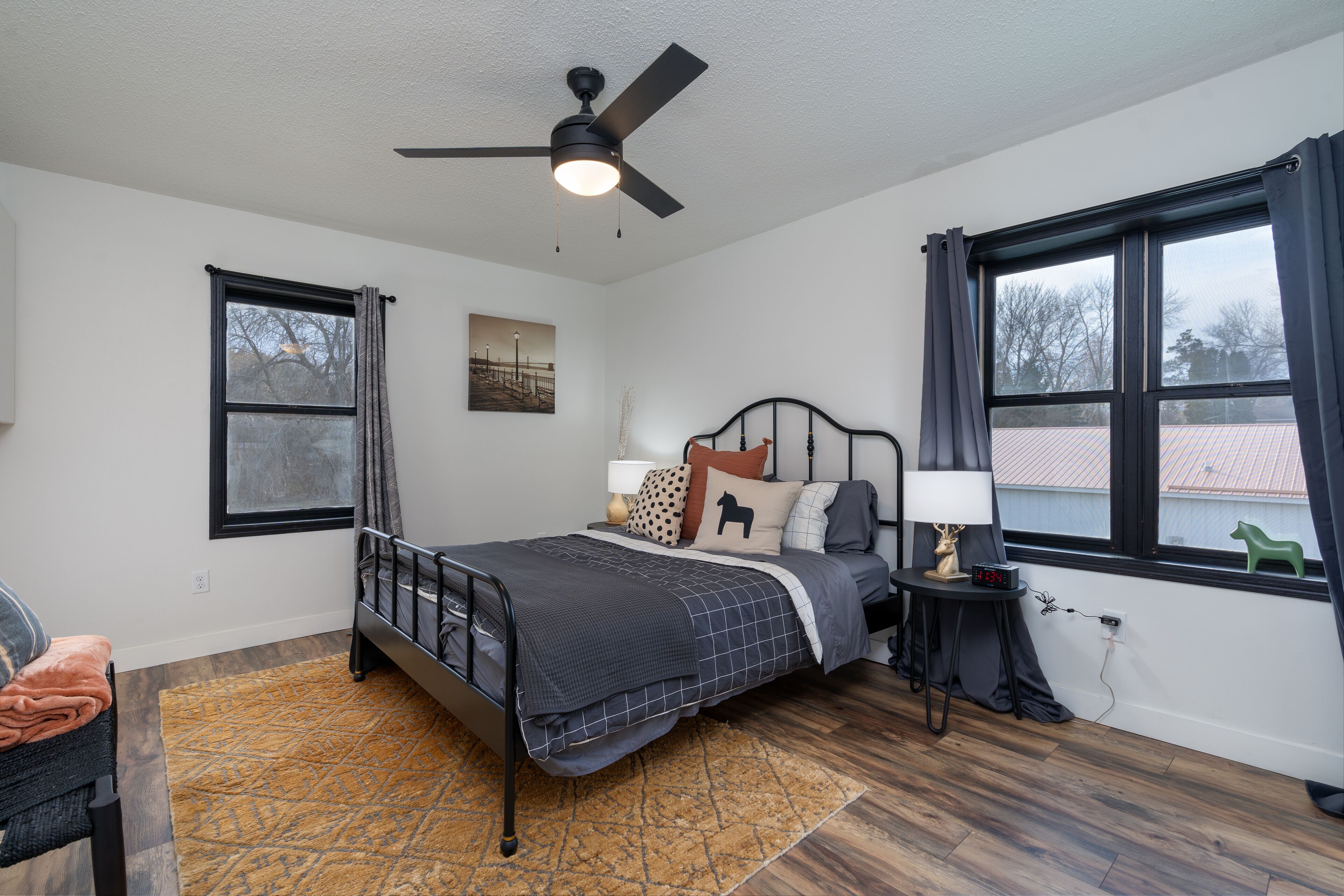2 bedrooms, iron/ironing board, WiFi (free), bed sheets