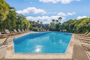 Piscine extérieure, piscine chauffée