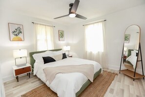 2 Schlafzimmer, Bügeleisen/Bügelbrett, Reisekinderbett, WLAN