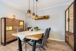 Dining - Holiday Apartment "Landradler" with Private Terrace, Shared Garden & Wi-Fi (Bad Karlshafen)