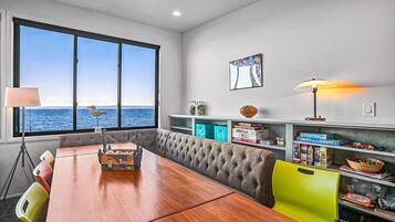 3 bedrooms