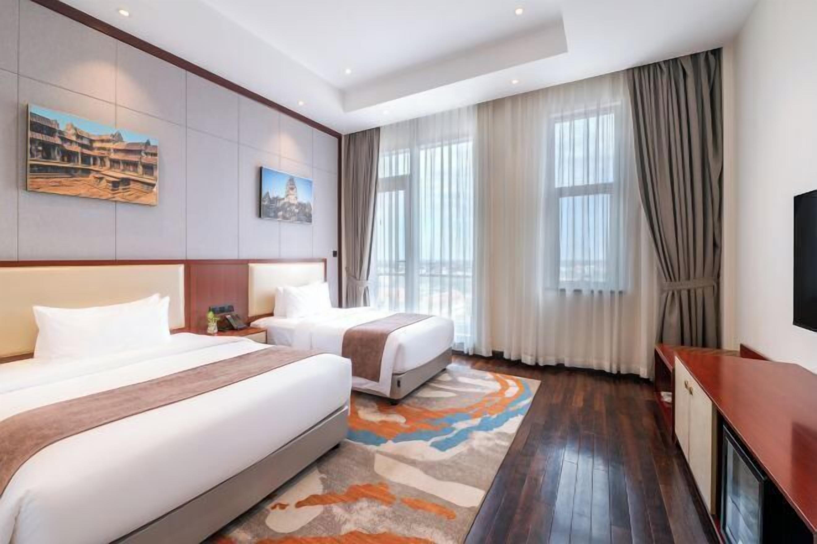 Ropa de cama de alta calidad, minibar, caja fuerte
