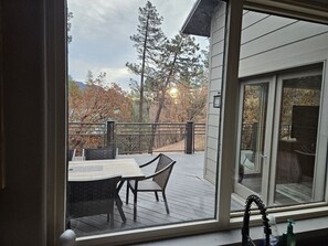 Interior - Spacious modern mountain retreat in the Pines - close to hiking and shops. (Pine)