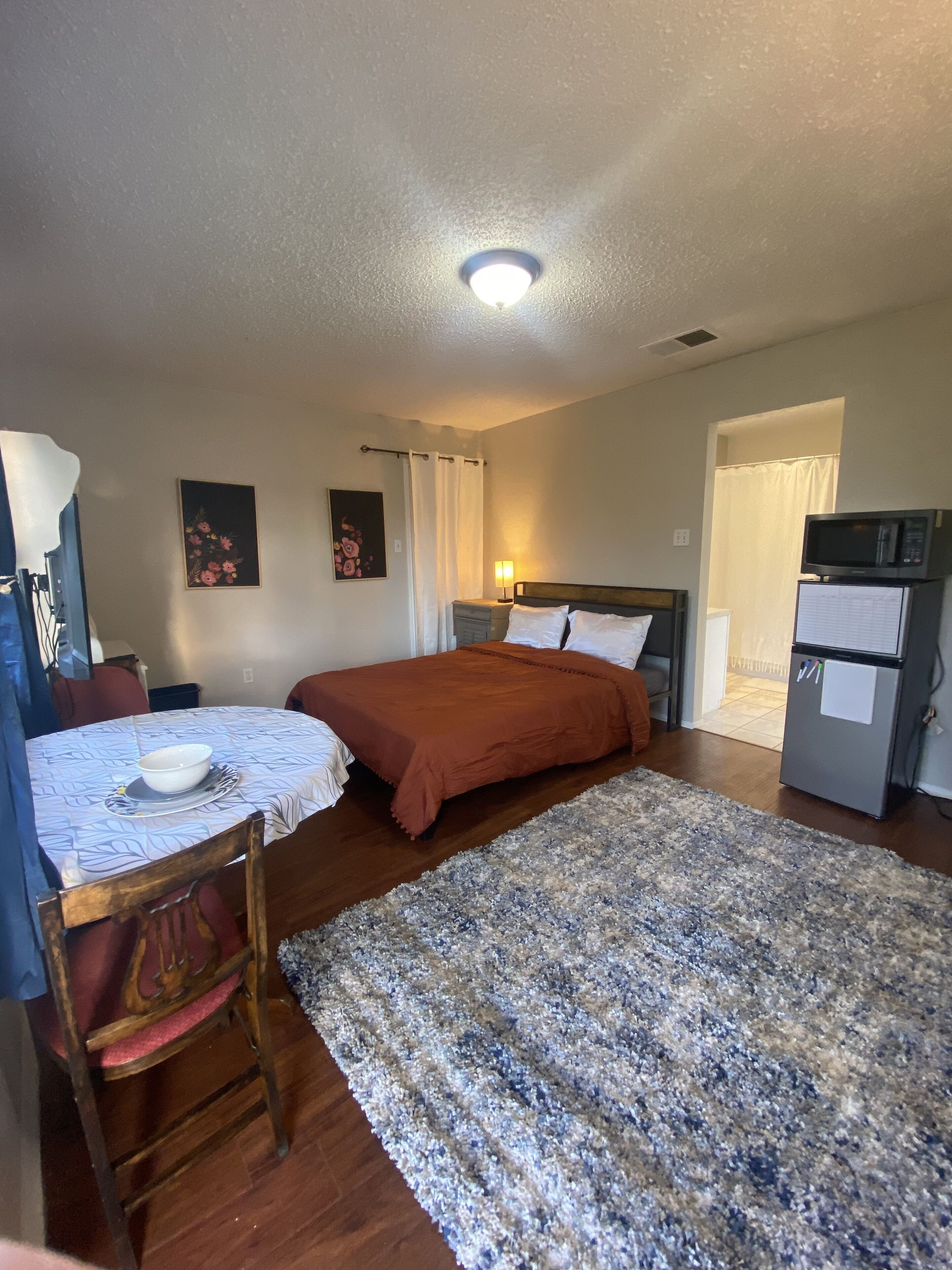 Intimate studio by the Domain