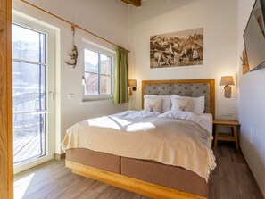 3 bedrooms, Internet