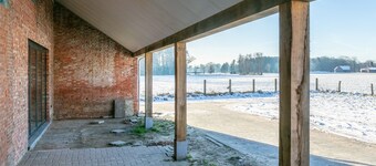 Beautiful farmhouse for groups with indoor pool