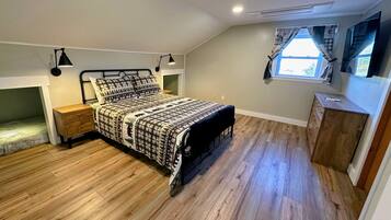 4 slaapkamers, een strijkplank/strijkijzer, wifi, beddengoed