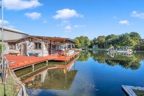 Exterior - Southern Comfort-Modern lakefront home with dock (Kingsland)