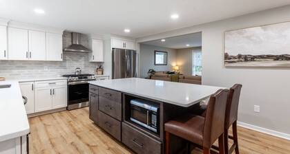 Liberty Call has multiple gathering spaces, screened-in porch and parking