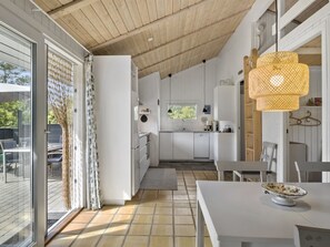 Dining - "Gita" - 2.2km from the sea by Interhome (Saltum)