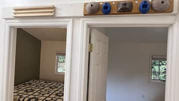 3 slaapkamers, een bureau, wifi, beddengoed