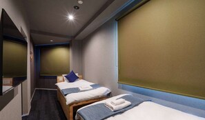 Standard Twin Room | Desk, free WiFi, bed sheets - BESTIE - DOYANEN HOTELS (Osaka)