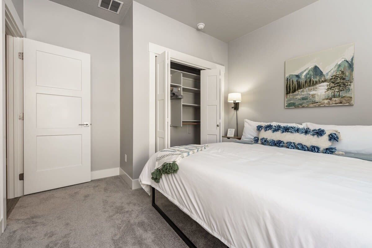 3 chambres, fer et planche à repasser, lit parapluie, Wi-Fi