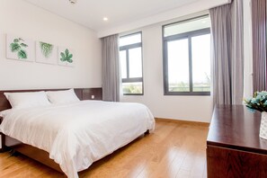 5 bedrooms, iron/ironing board, free WiFi - Garden View 2 bedrooms Ocean Suites (Da Nang)