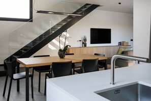 Dining - Villa Greghe-Luxury and comfort with swimming pool (Gasco)