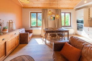 Smart TV - Cosy holiday home in Modave with garden (Modave)